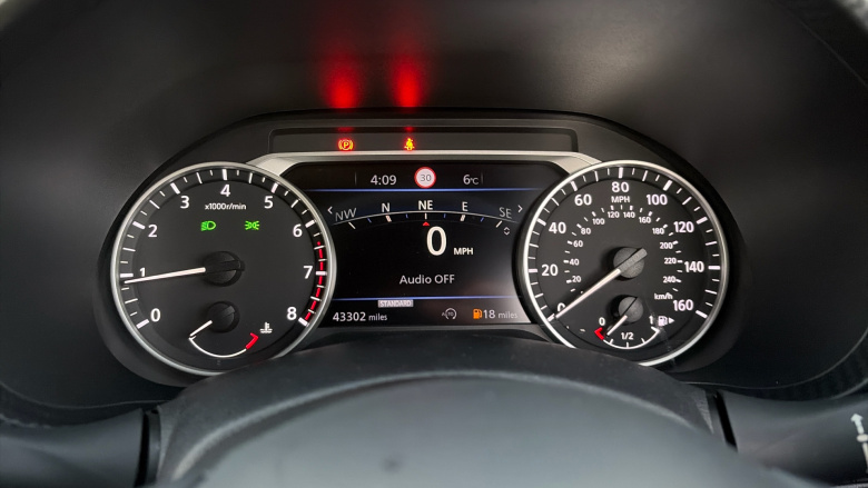 Nissan Juke 1.0 DiG-T 114 N-Connecta 5dr Petrol Hatchback